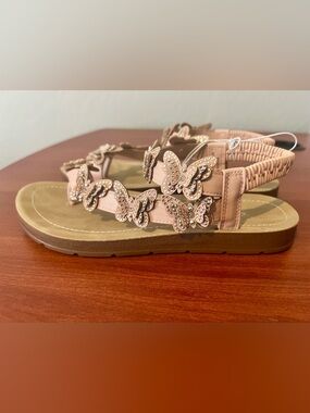Embellished Butterfly Sandals in Blush Pink